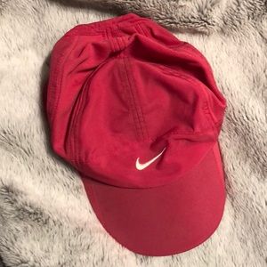 NIKE | HAT